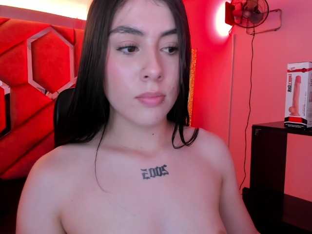 VictoriaStorm live cam on BongaCams