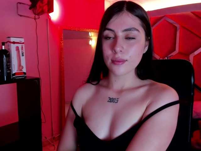 VictoriaStorm live cam on BongaCams