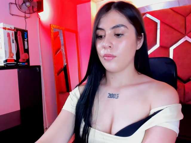 VictoriaStorm live cam on BongaCams