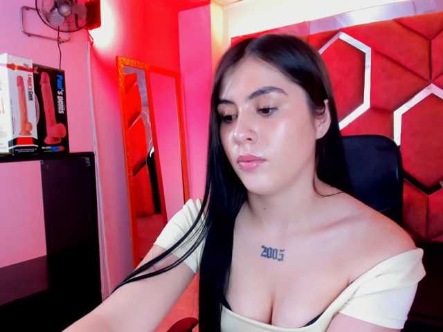 VictoriaStorm live cam on BongaCams