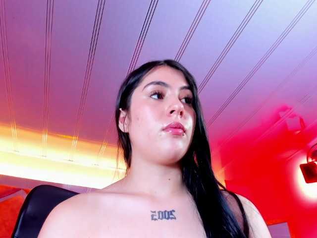 VictoriaStorm live cam on BongaCams