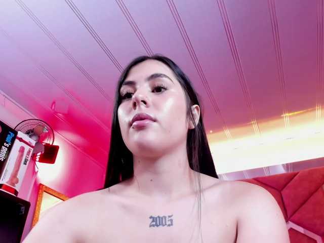 VictoriaStorm live cam on BongaCams
