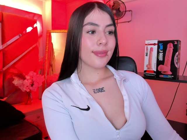 VictoriaStorm live cam on BongaCams