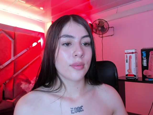 VictoriaStorm live cam on BongaCams