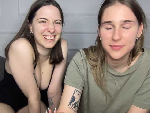 yoursweettreats live cam on BongaCams