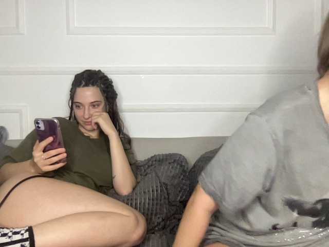 yoursweettreats live cam on BongaCams