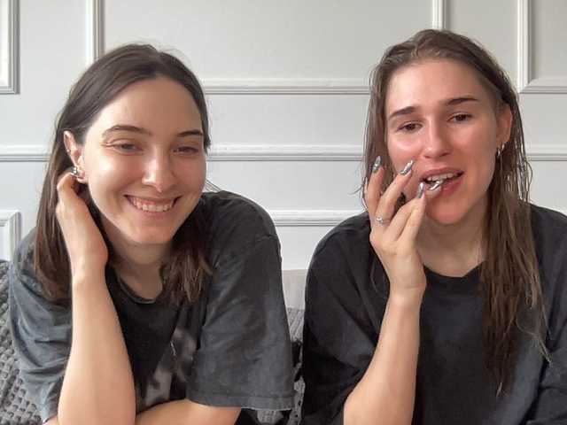 yoursweettreats live cam on BongaCams