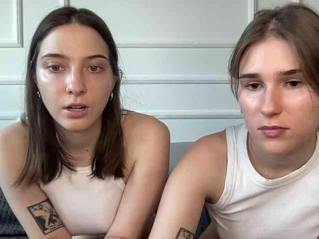 yoursweettreats's live room