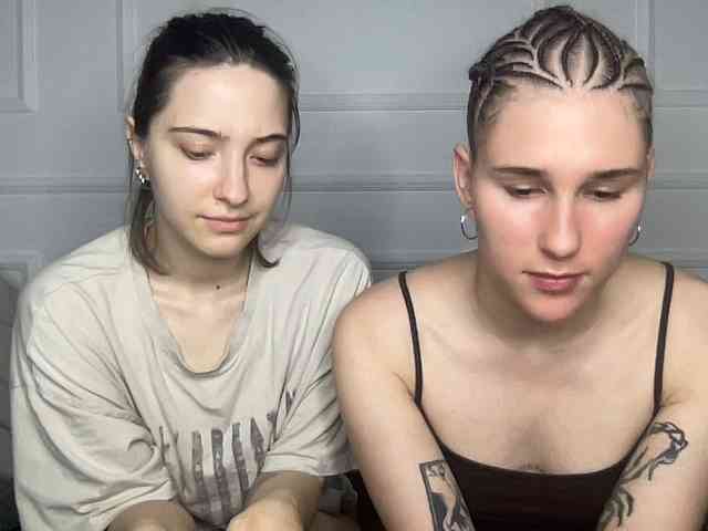 yoursweettreats Live Webcam on BongaCams