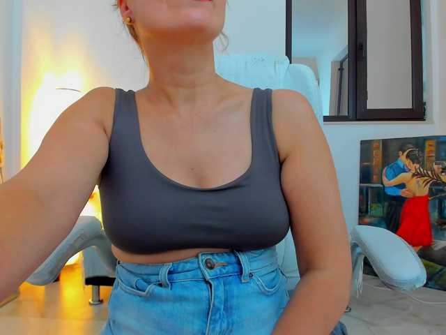 KayaKiss live cam on BongaCams