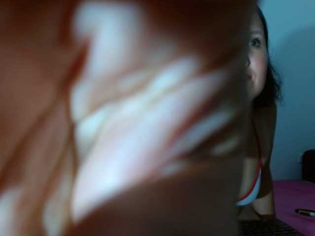marilyn-beautifullyhairy live cam on BongaCams