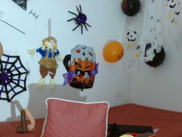 marilyn-beautifullyhairy live cam on BongaCams