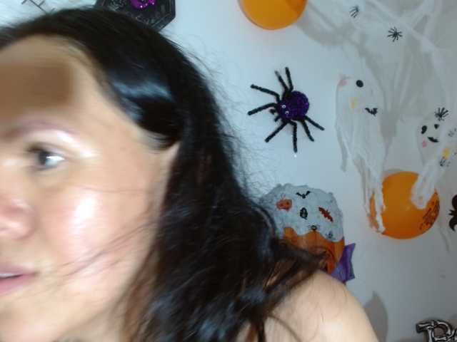 marilyn-beautifullyhairy live cam on BongaCams