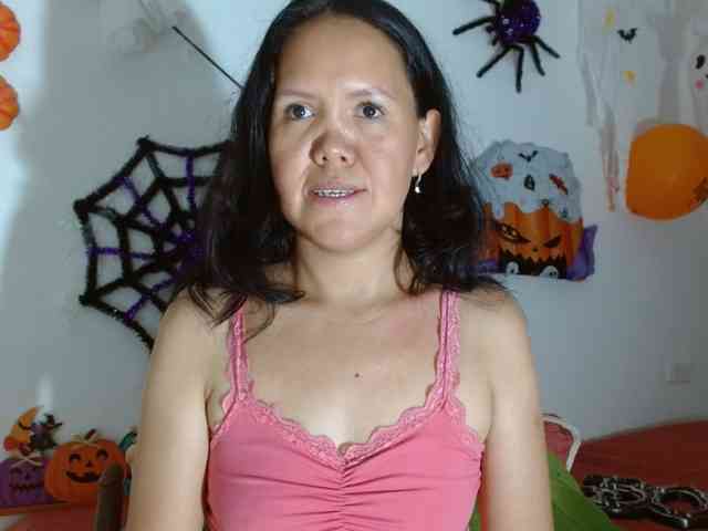 marilyn-beautifullyhairy marilyn-beautifullyhairy