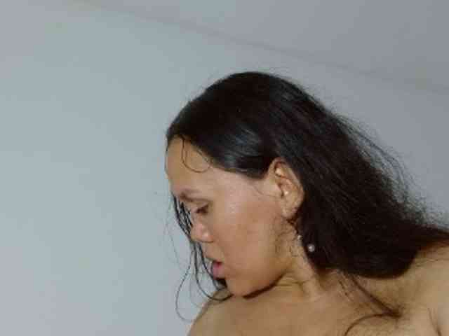 marilyn-beautifullyhairy webcam