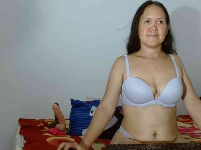 marilyn-beautifullyhairy marilyn-beautifullyhairy