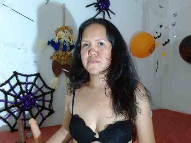 Modelo: marilyn-beautifullyhairy