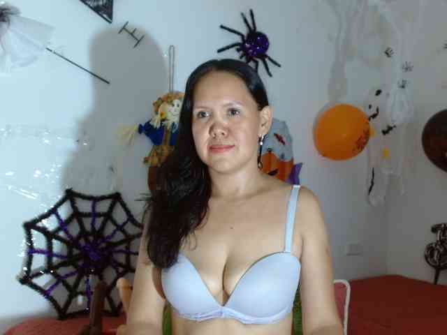 Marilyn-beautifullyhairy