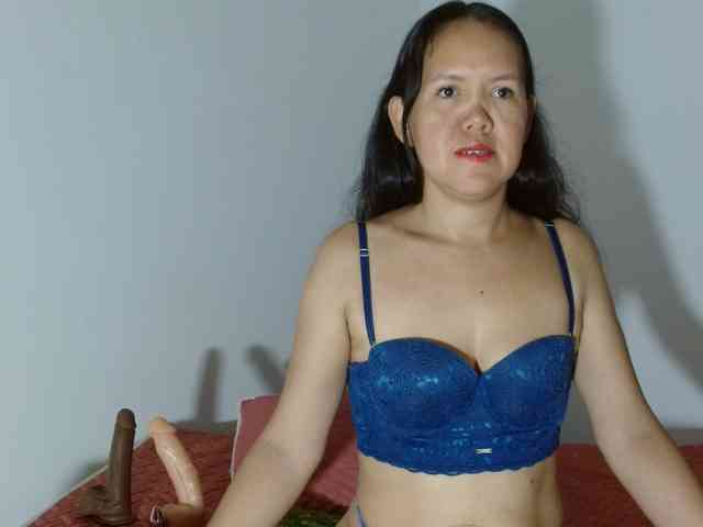 marilyn-beautifullyhairy webcam