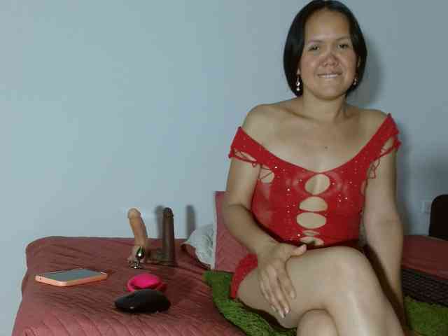 marilyn-beautifullyhairy webcam