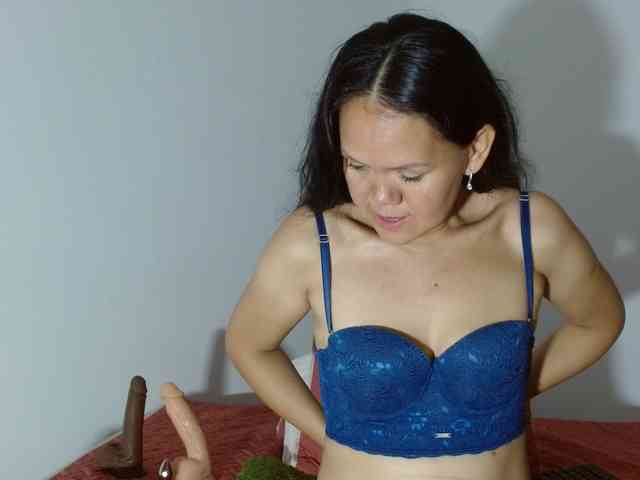 marilyn-beautifullyhairy webcam