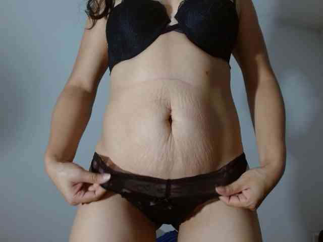 marilyn-beautifullyhairy webcam