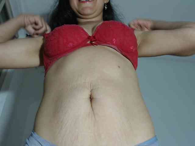 marilyn-beautifullyhairy webcam