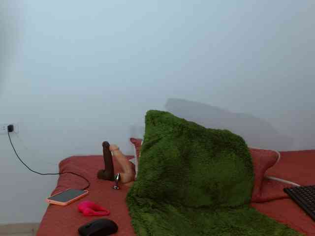 marilyn-beautifullyhairy webcam