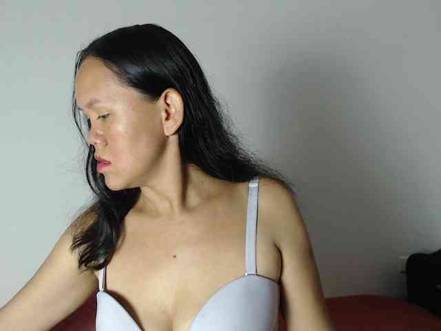 marilyn-beautifullyhairy webcam