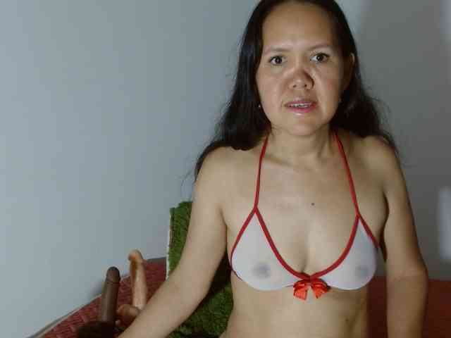 marilyn-beautifullyhairy webcam