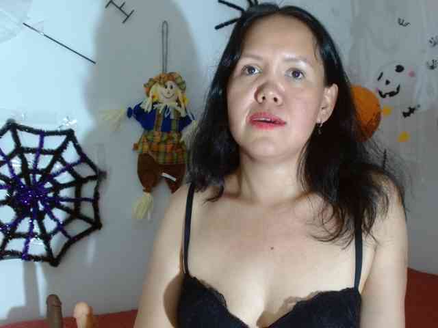 Model: marilyn-beautifullyhairy