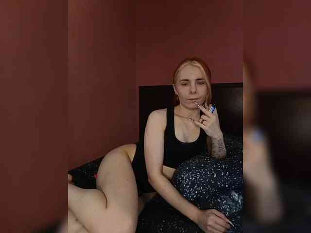 MissKitsune webcam