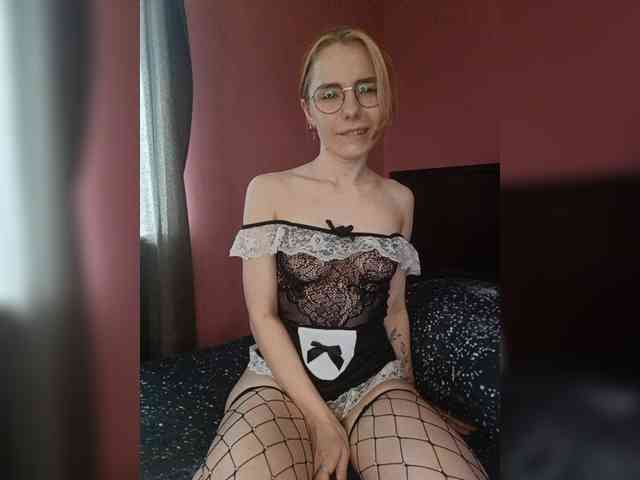 MissKitsune webcam