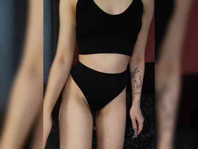 MissKitsune webcam