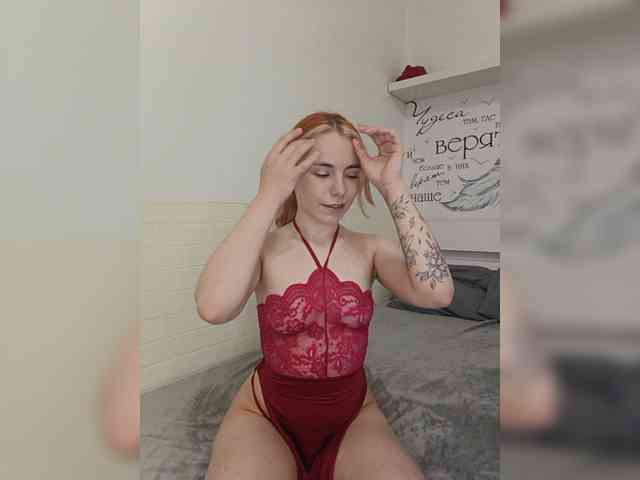 MissKitsune webcam