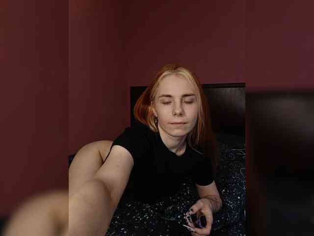 MissKitsune webcam