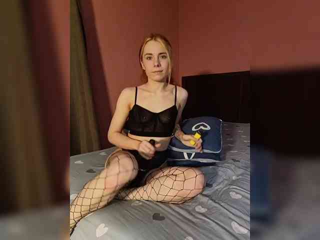 MissKitsune webcam