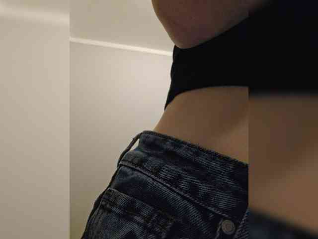 Real_brown-haired webcam