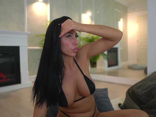 MyaBlack live cam on BongaCams
