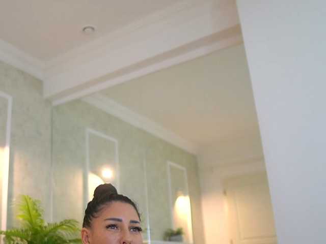 MyaBlack live cam on BongaCams