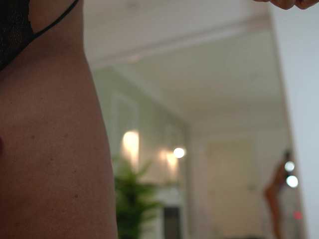 Sex chat gratuit in direct cu MyaBlack pe BongaCams
