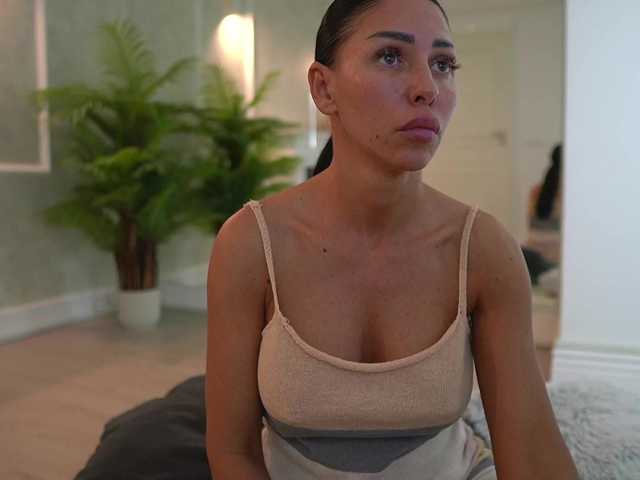 MyaBlack live cam on BongaCams