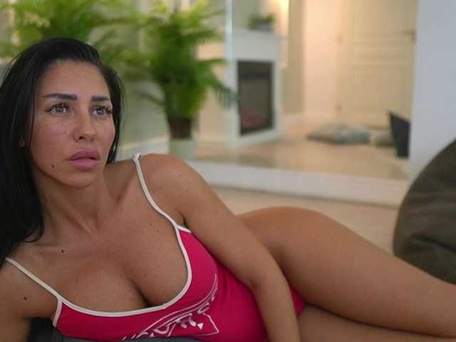 MyaBlack live cam on BongaCams