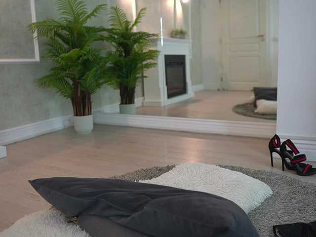 Sex chat gratuit in direct cu MyaBlack pe BongaCams