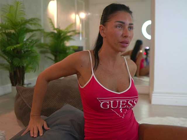Sex chat gratuit in direct cu MyaBlack pe BongaCams