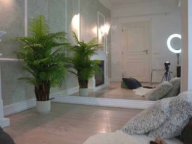 MyaBlack live webcam show