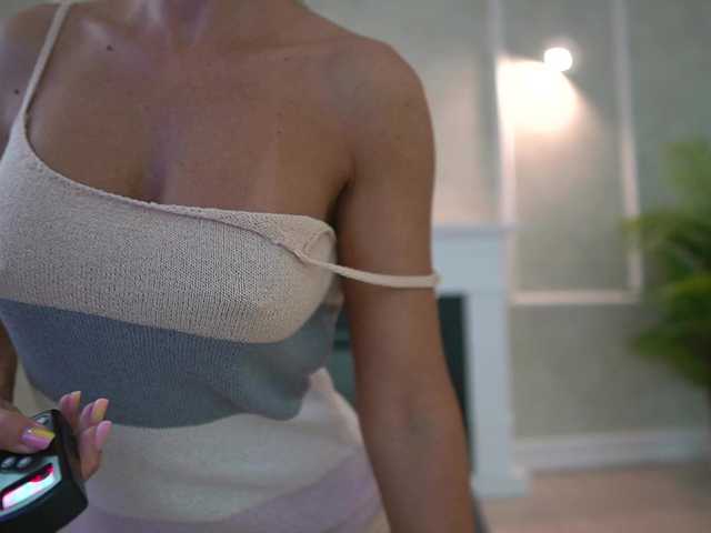 Sex chat gratuit in direct cu MyaBlack pe BongaCams