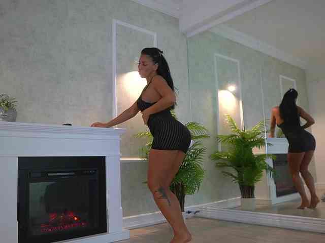 MyaBlack