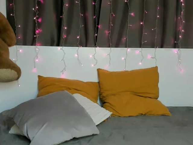 IninityKitty live cam on BongaCams