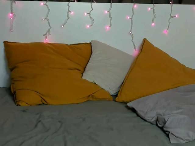 IninityKitty live cam on BongaCams